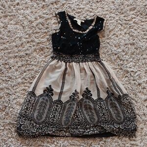 Closing sale!Stunning American Rag dress